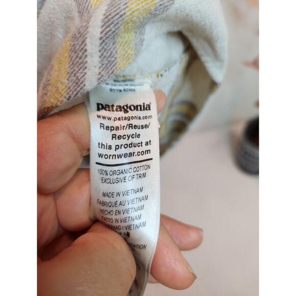 Patagonia Organic Cotton Flannel Shirt XL Plaid Button-Up Yellow Brown - Picture 4 of 6